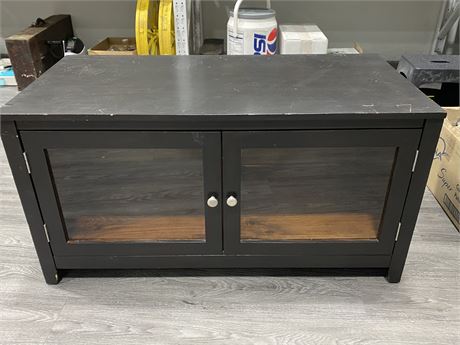 TV STAND / CABINET W/SHELVES (22x44x23”)