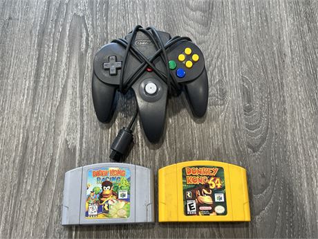 2 N64 GAMES & BLACK N64 CONTROLLER (JOYSTICK IS GOOD / STIFF)