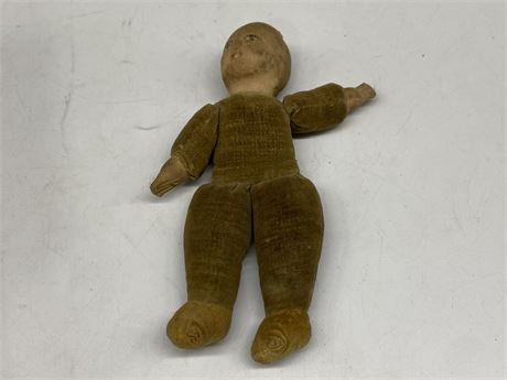 ANTIQUE WELLINGS DOLL (6.5”)
