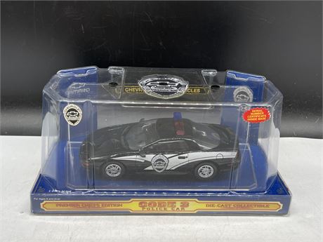 1:24 SCALE CODE 3 DIE CAST CHEVY POLICE CAR