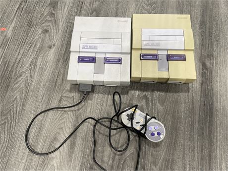 2 SNES CONSOLES WITH CONTROLLER (UNTESTED)