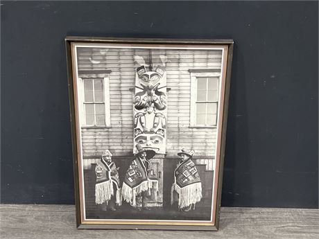 VINTAGE FIRST NATIONS PRINT IN FRAME 21”x15”