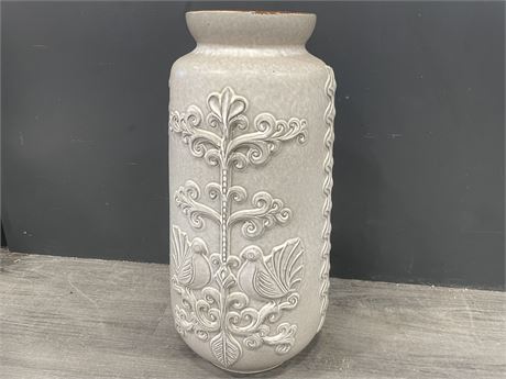 MASSIVE MADE IN WEST GERMANY FLOUR VASE 8”x20”