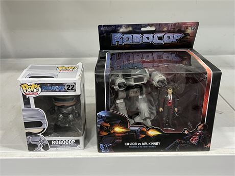 ROBOCOP SUPER 7 COLLECTABLE IN BOX & FUNKO POP