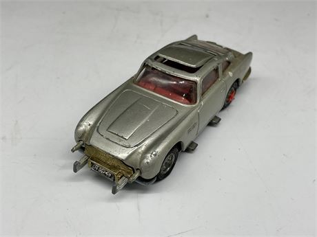 JAMES BOND 007 DB-5 CORGI CAR 1960’S