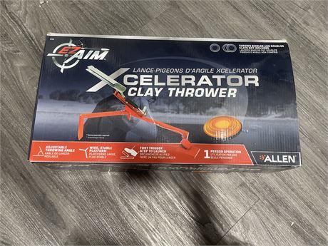 NEW EASY AIM XCELERATOR CLAY TARGET THROWER