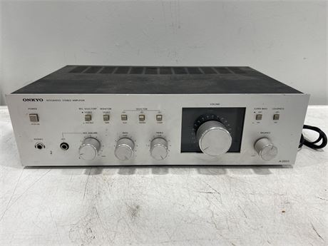 ONKYO INTERGRATED AMP - A3900 - WORKING