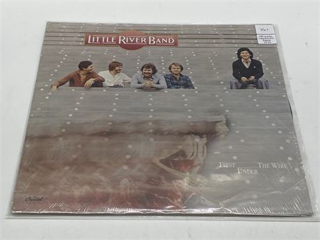 ORIGINAL 1979 CANADIAN PRESS LITTLE RIVER BAND - FIRST UNDER THE WIRE - VG+