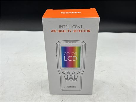 IGERESS AIR QUALITY DETECTOR - MINT, USED ONCE