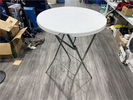 FOLDING HIGH ROUND TABLE