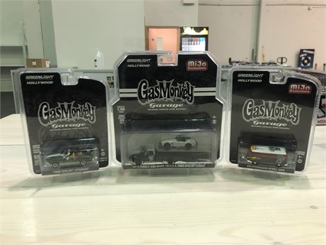 3 NEW GREENLIGHT GAS MONKEY LIMITED EDITION COLLECTABLES