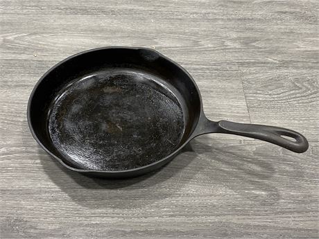 WAGNER’S ORIGINAL CAST IRON SKILLET MADE IN THE USA (10.5”) silver