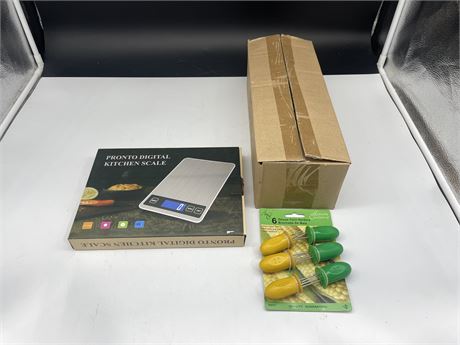 NEW DIGITAL KITCHEN SCALE & 12PACK OF CORN HOLDERS