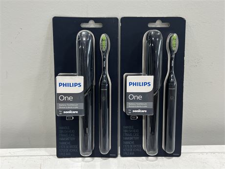 2 NEW PHILIPS ONE BATTERY TOOTHBRUSHES
