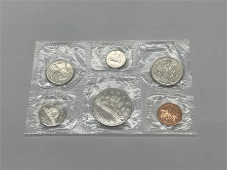 1972 UNCIRCULATED CANADIAN COIN SET
