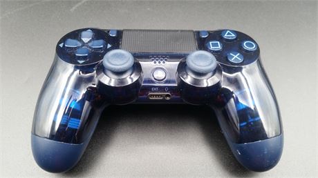 LIMITED EDITION - PS4 500 MILLION DUALSHOCK CONTROLLER - EXCELLENT CONDITION