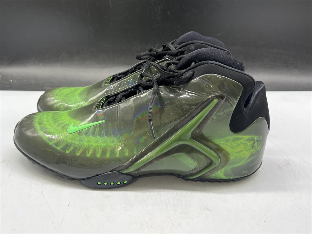 Nike zoom 2024 hyperflight superhero kobe