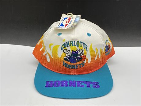 NEW OLD STOCK CHARLOTTE HORNETS “ON FIRE” FLAMES SNAPBACK HAT