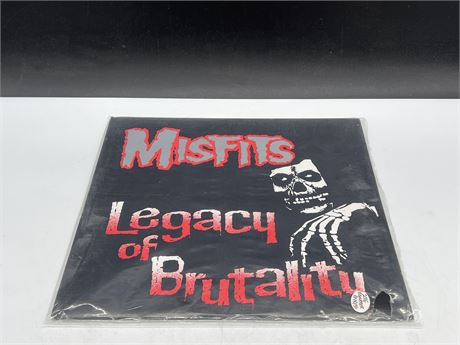 MISFITS - LEGACY OF BRUTALITY - EXCELLENT (E)