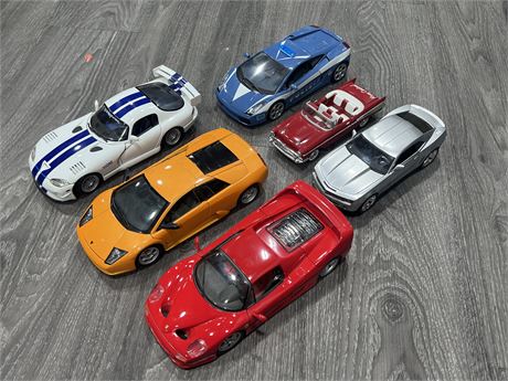 (6) 1:18 / 1:24 SCALE DIECASTS