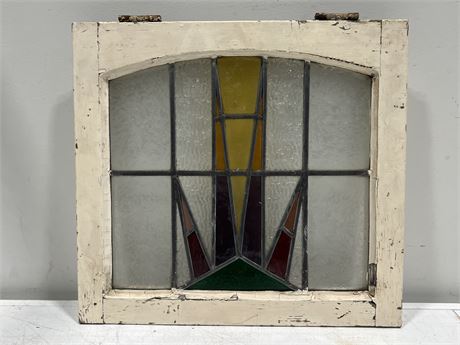 VINTAGE STAINED LEADED GLASS WINDOW (20.5”x19”)
