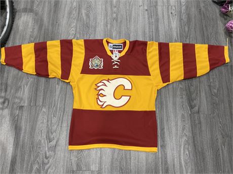 CALGARY HERITAGE CLASSIC JERSEY - SIZE S