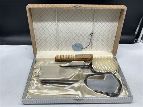 STERLING VANITY SET IN BOX