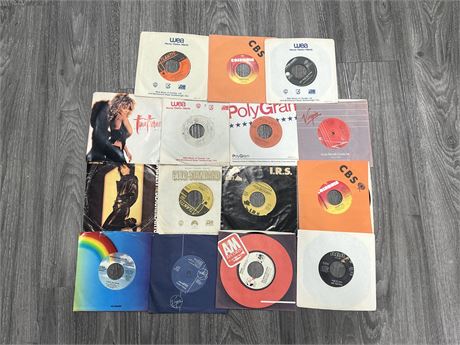 LOT OF 45’s - VG+