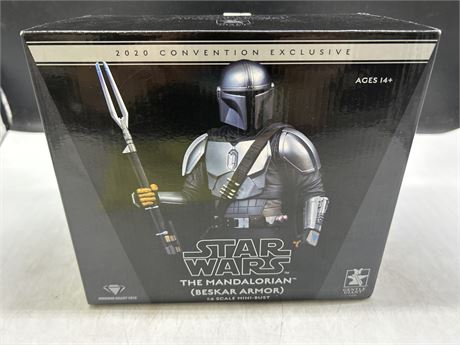 NEW IN BOX LIMITED EDITION STAR WARS THE MADALORIAN 1:6 SCALE MINI BUST