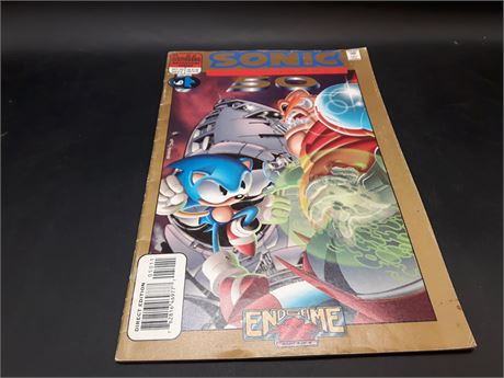RARE - SONIC THE HEDGEHOG COMIC BOOK - VERY GOOD CONDITION