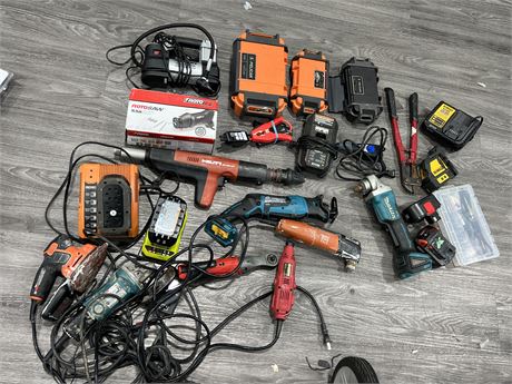 LOT OF MISC TOOLS - UNTESTED