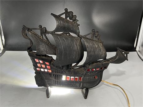 VINTAGE CAST IRON SHIP LAMP - WORKS (12” tall)