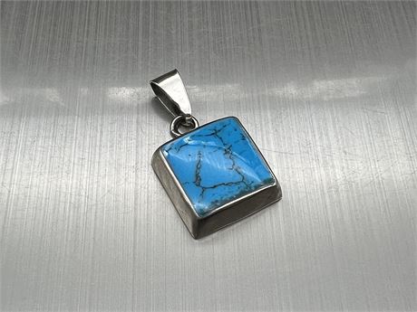 NICE LARGE STERLING & TURQUOISE PENDANT