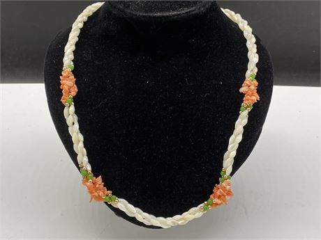 BEAUTIFUL ANTIQUE JADE, CORAL, & WHITE STONE NECKLACE (20”)