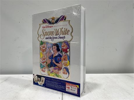 SEALED DISNEY SNOW WHITE & THE SEVEN DWARFS EXCLUSIVE DELUXE VIDEO EDITION