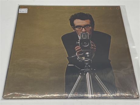 ELVIS COSTELLO - THIS YEARS MODEL W/OG SHRINK - EXCELLENT (E)