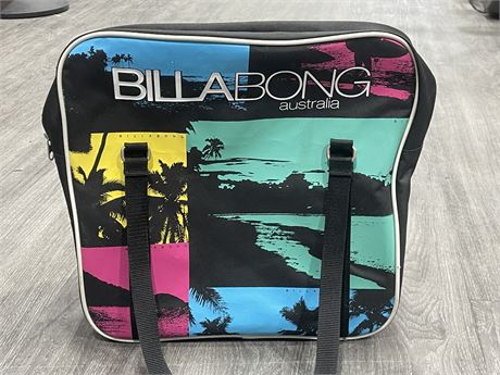 BILLABONG HAND BAG / TRAVEL BAG