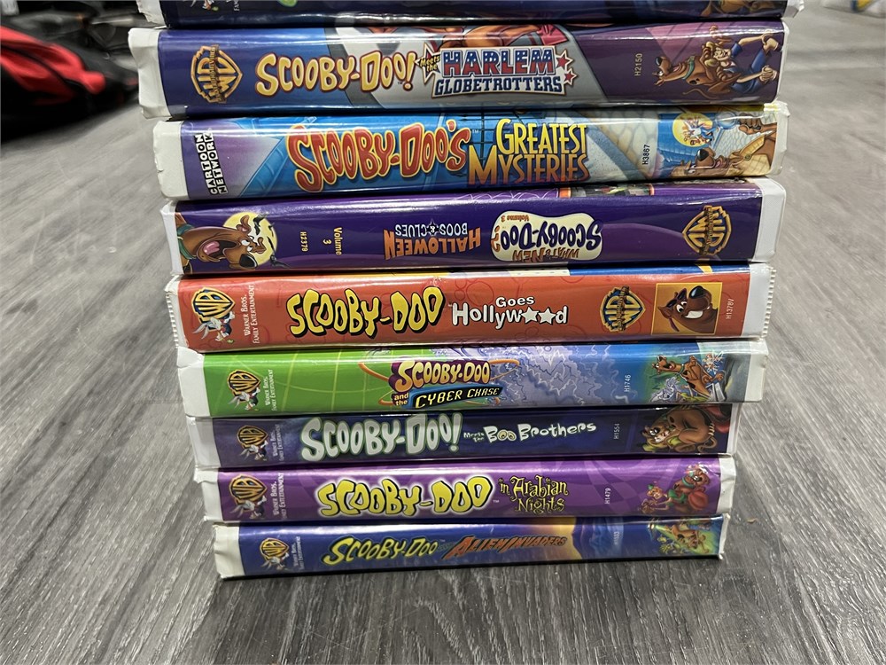 Urban Auctions - 14 SCOOBY DOO VHS TAPES