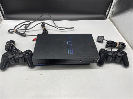 PS2 COMPLETE (WITH CORDS AND 2 CONTROLLERS)