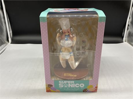 (NEW) TOYS WORK SUPER SONICO PATISSIERE 1/10 SCALE PRE PAINTED FIGURE