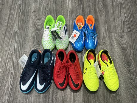 5 PAIRS OF NIKE / ADIDAS KIDS SPORTS CLEATS / SHOES - SIZES 1 - 3.5