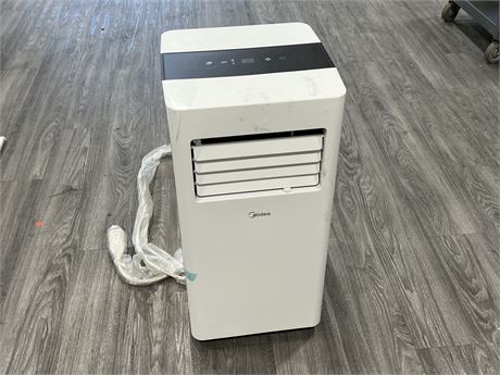 MIDEA PORTABLE AIR CONDITIONER - POWERS UP, MISSING BACK VENT TUBE