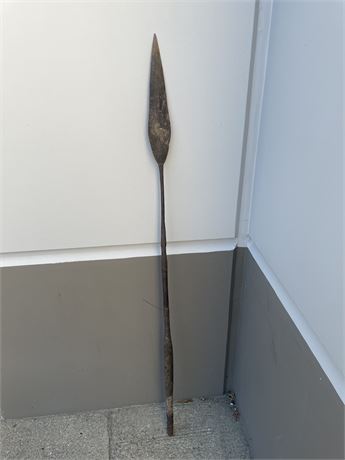 ANTIQUE AFRICAN HUNTING SPEAR 5FT LONG