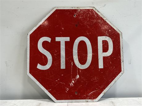 METAL STOP SIGN (29.5”x29.5”)