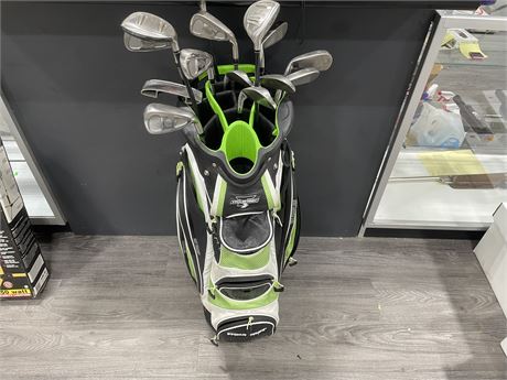 FULL SET TAYLORMADE RESCUE CLUBS AND BAG