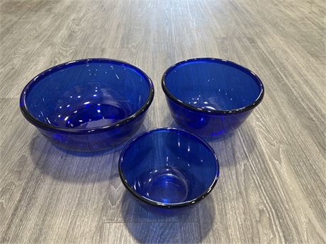 3 VINTAGE MADE IN FRANCE BLUE COBALT GLASS MIXING BOWLS