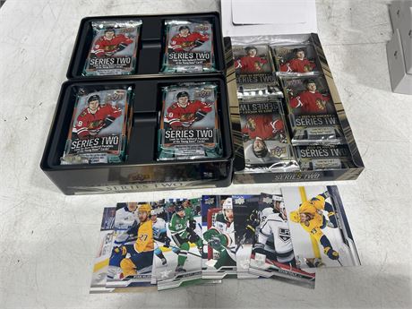 2 OPENED TINS & HOBBY BOX OF SERIES 2 CARDS - ALL BASE