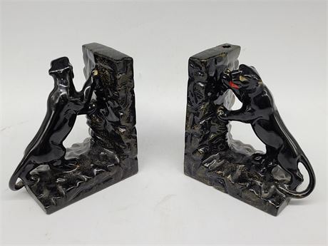 MCM BLACK PANTHERS BOOK ENDS  (5")