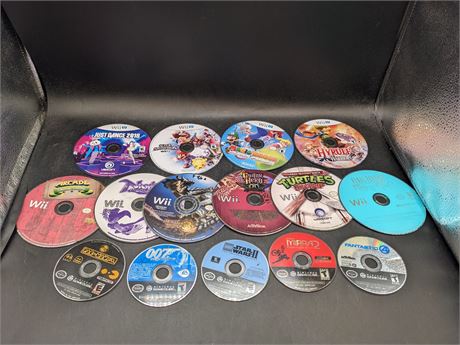 COLLECTION OF WII / WII-U / GAMECUBE DISCS - CONDITION VARIES