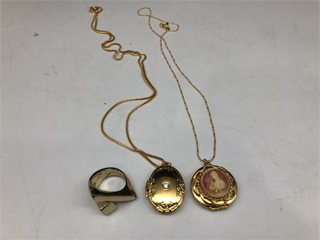 2 FASHION JEWELRY LOCKETS CAMEO/MUSICAL AND RING (NEEDS BATTERY)